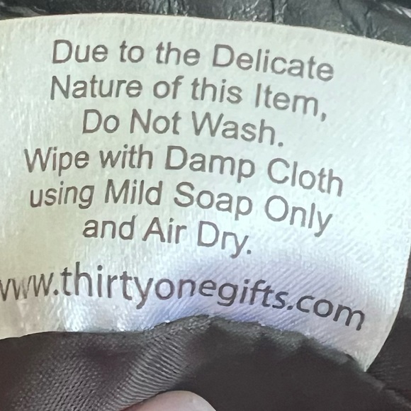 Vintage Thirty-One Black and Gray Shoulder Bag with Floral Design - Picture 9 of 10